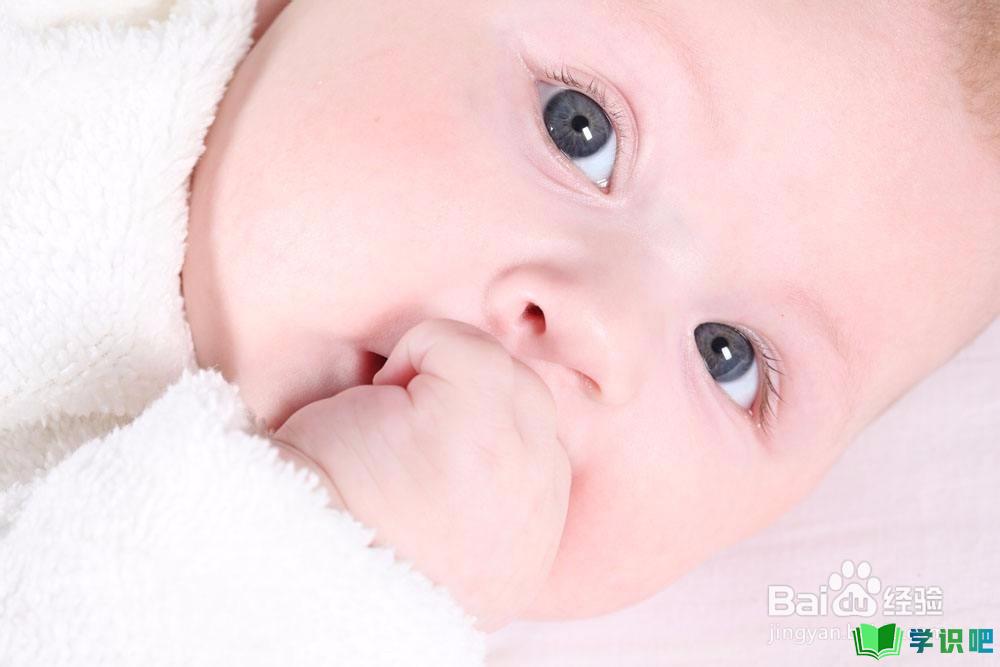 婴儿舌苔厚白是怎么回事孩子口臭什么原因引起的？ 第2张