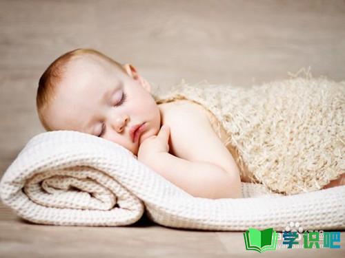 婴幼儿宝宝头部睡成偏头了怎么办？ 第3张