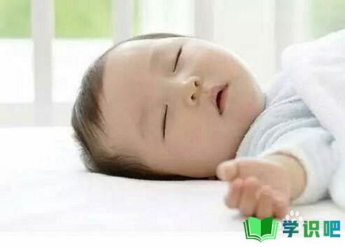 婴幼儿宝宝头部睡成偏头了怎么办？ 第4张