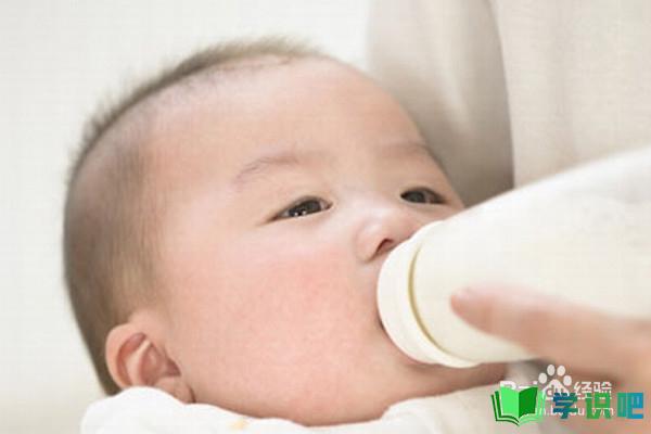 婴儿吐奶怎么办？
