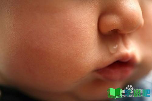 两岁宝宝流清鼻涕怎么办？