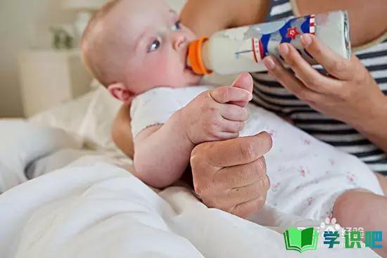 宝宝吸奶容易睡着怎么办？